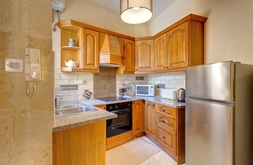 Senglea House | Traditional Maltese Townhouse, Roof Terrace and Views