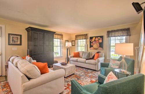 Oak Bluffs House | Traditional Marthas Vineyard Home with Porch and Yard
