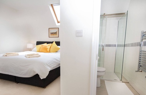 Bonar Bridge House | Traditional stone cottage situated in the heart of Bonar Bridge.