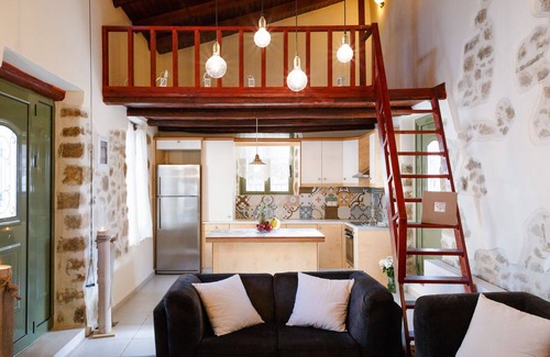 Tymbaki Villa | Traditional Stone Villa - Priotissa