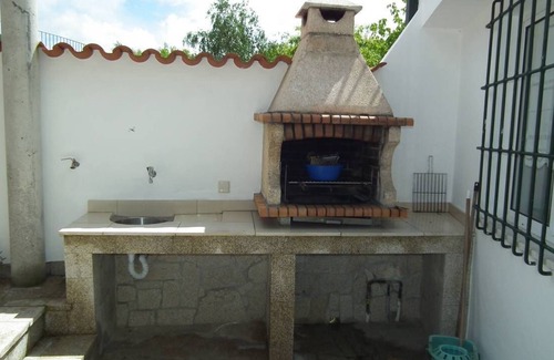 Paradela Apartment | Traditional windmill completely renovated with private pool