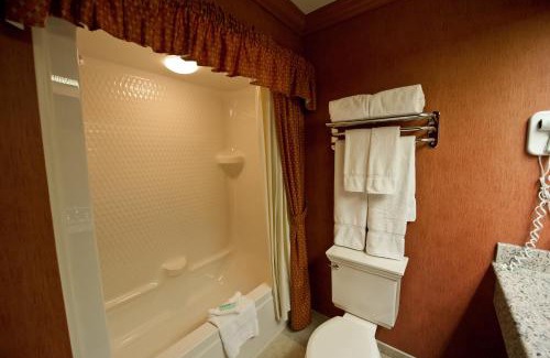 Town of Union Hotel | Traditions Hotel & Spa Johnson City - Binghamton, an Ascend Collection Hotel