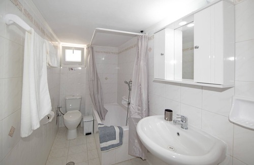 Karterados Apartment | Tradtional 2 bedroooms apartment 'Thira-Santo Emfasis'