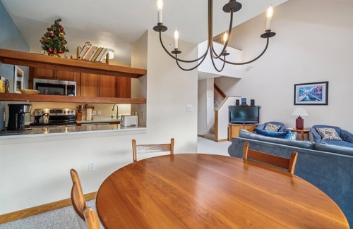 Central Vermont- Killington Condo | Trail Creek 52 located on ski home trail
