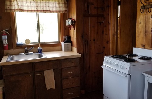 Spanish Valley Cabin | Trail's End - Accommodates up to 4 and is pet friendly