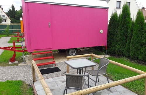 Offingen Apartment | Trailer 10,5qm w. Terrace