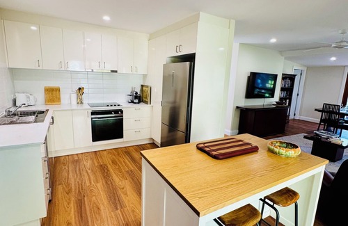 Somersby Cottage | Tranquil 3-bedroom cottage in Somersby