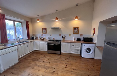 Lezay House | Tranquil and spacious gîte with own pool near market town