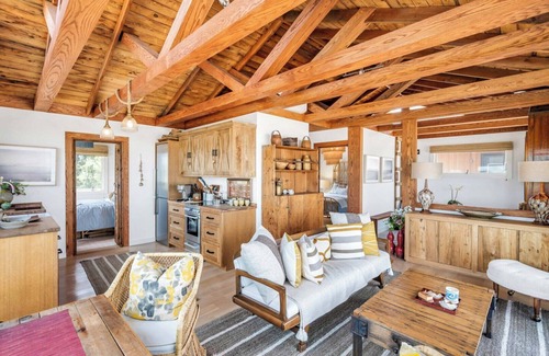 Tuckahoe House | Tranquil Bayfront Escape in Southampton Beachfront Living with.
