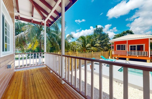 Dangriga Cabin | Tranquil cabana, Dangriga romantic couple getaway.
