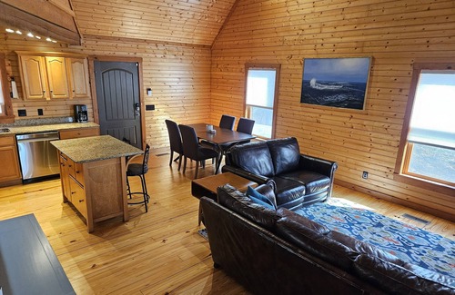 Cleveland Cabin | Tranquil Cabin in the Blue Ridge Foothills - Outdoor Lovers Paradise!