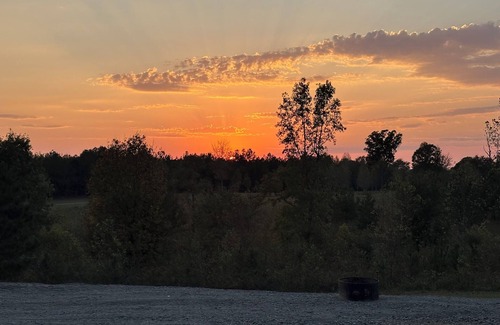 Tennga RV Rental | Tranquil campsite for a peaceful getaway - RV not included