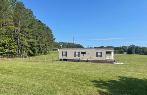 Crystal Springs Cottage | Tranquil cottage with AC in Crystal Springs