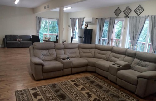 Haywood County House | Tranquil Creekside Mountain View Getaway