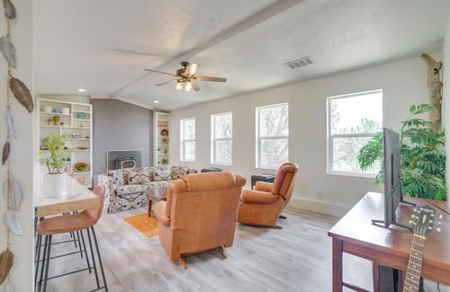 Edgewood House | Tranquil Edgewood Retreat with Patio and Grill!