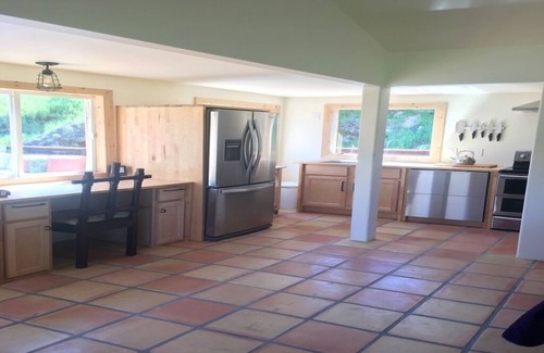 Shadow Hills Cabin | Tranquil Equestrian Retreat in Shadow Hills – Ideal for Extended Stays