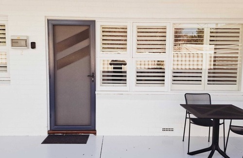 Rockingham Apartment | Tranquil Escape by Rockingham Jetty