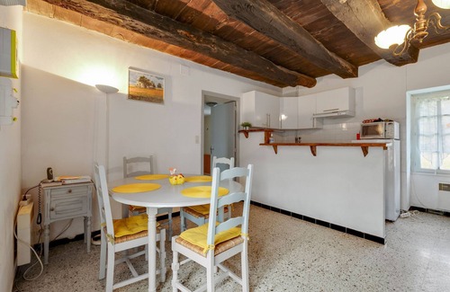 Cendrieux House | Tranquil Escape in Cendrieux