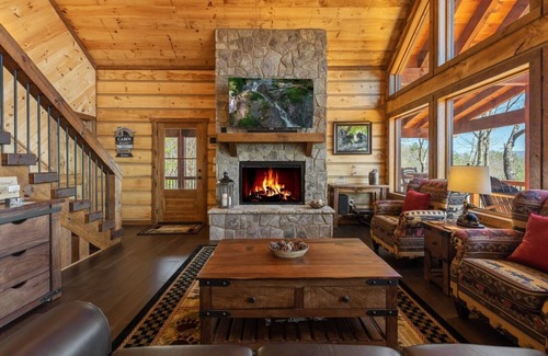 Raccoon Ridge Cabin | Tranquil Escape of Blue Ridge