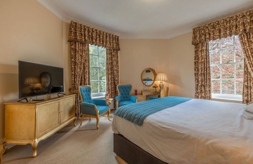 Nairn Hotel | Tranquil Getaway Near Loch Ness, Beach, Castles & Nature Trails