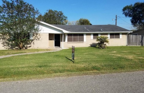 Nederland House | Tranquil Getaway near Downtown Nederland Tx