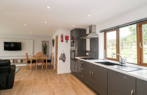 Axminster Cottage | Tranquil Holiday Cottage set in ANOB 15min from the Beach