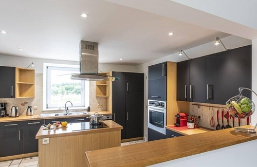 Manhay House | Tranquil Holiday Home in Manhay with near Ski Area