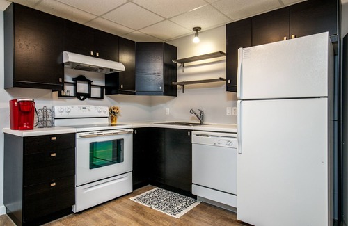 Saskatoon House | Tranquil HomeAway in the Hampton’s New Area Near Downtown