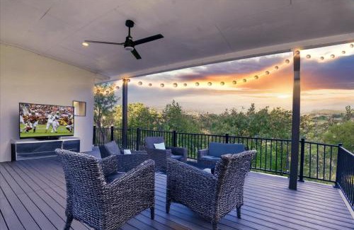 Northshore On Lake Travis Villa | Tranquil Lakefront Villa - Perfect for Weekdays or Weekends