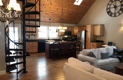 Presque Isle Cottage | Tranquil Lake Esau Cottage, Presque Isle Harbor Area. Private Community