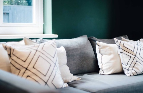 Summertown Apartment | Tranquil Little Hide-Away with Private Garden