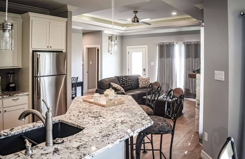 Springtown House | Tranquil Modern Cottage with Deck & Fire Pit - Gateway to Eagle Mountain Lake & Fort Worth