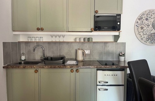West Grinstead Apartment | Tranquil One Bedroom countryside retreat