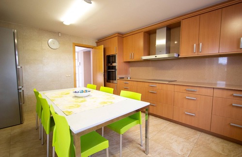 El Perello Villa | Tranquil Paradise, Private Pool - only 200m to beach!