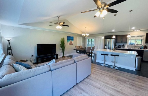 Keaau House | Tranquil Retreat Sunbelt of Hawaiian Paradise Pk