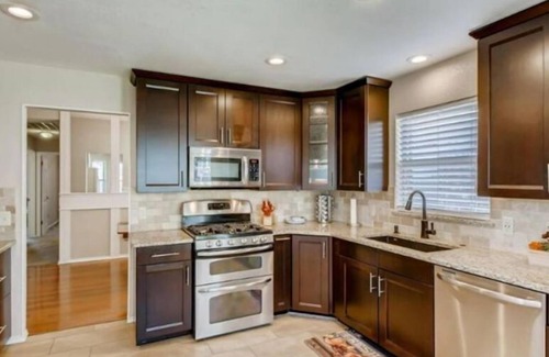 Springbrook House | Tranquil, Spacious Retreat - close to Austin and Round Rock!