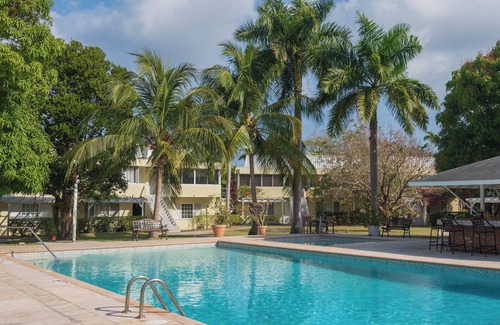 Montego Bay Apartment | Tranquil Studio in Gated Community with Beach & Pool