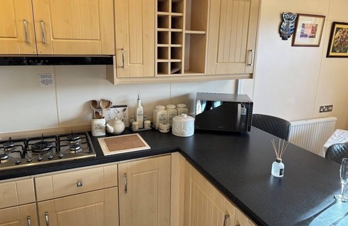 Llanon Cottage | Tranquil Tyr Wennol Cottage, Llanrhystud