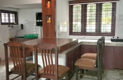 Shaikpet House | Tranquil Villa by River Peaceful stay by Homeyhuts
