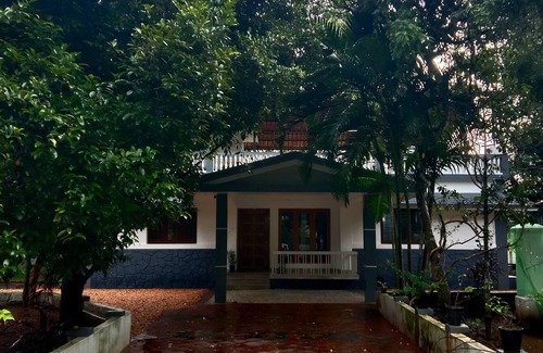 Shaikpet House | Tranquil Villa by River Peaceful stay by Homeyhuts