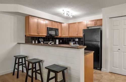 East Kootenay Apartment | Tranquil Waterside | Pool & Hot Tub | Renovated