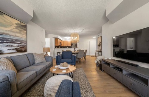 East Kootenay Apartment | Tranquil Waterside | Pool & Hot Tub | Renovated