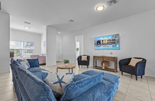 Trafalgar House | Tranquility and Rejuvenation, Heated Pool - Villa Sunny Side Up - Roelens