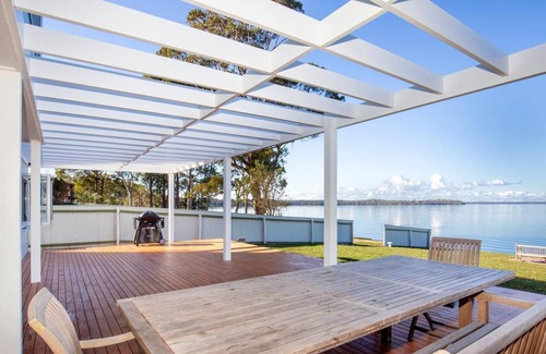 St. Georges Basin Villa | Tranquility Beach House - Absolute Waterfront - Child and Pet Friendly