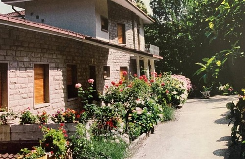Grizzana Morandi Apartment | Tranquility Personified 1-bedroom apartment 500m from Borgo La Scola with WiFi