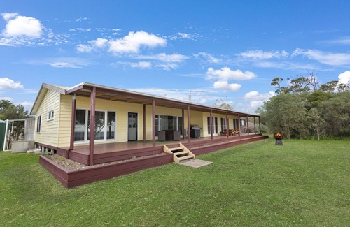 Raymond Island House | Tranquility Point - Perfect for those looking to enjoy some peace