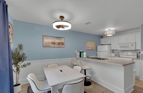 Jekyll Island Condo | Tranquility Villa -quiet corner unit just steps away from the beach