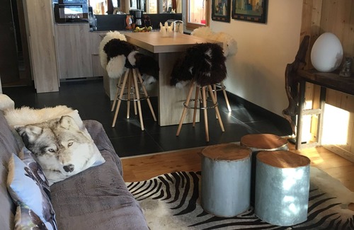 Le Grand-Bornand Apartment | TRANQUILIZING ENERGY