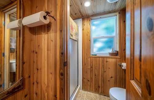 Northport Cabin | Trapper cabin
