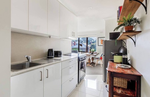 Travancore Apartment | Travancore Nest Sunlit City Base near Parks and CBD